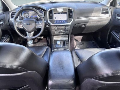 2019 Chrysler 300 Touring