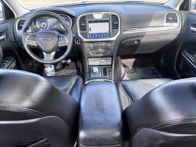 2019 Chrysler 300 Touring