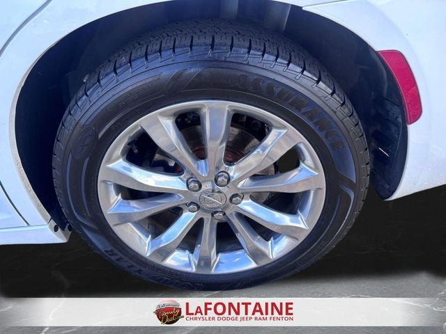 2019 Chrysler 300 Touring