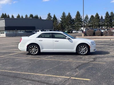 2019 Chrysler 300 Touring
