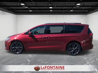 2020 Chrysler Pacifica Touring L Plus