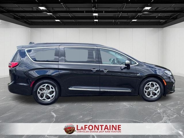 2023 Chrysler Pacifica Limited