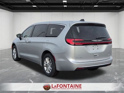 2026 Chrysler Pacifica PACIFICA SELECT AWD