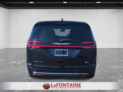 2026 Chrysler Pacifica PACIFICA SELECT AWD