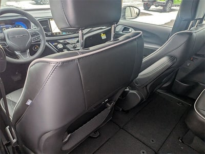 2026 Chrysler Pacifica PACIFICA LIMITED AWD