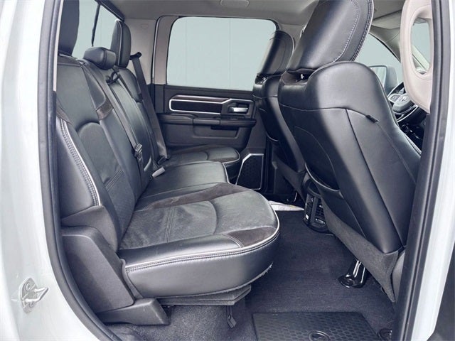 2023 RAM 3500 Laramie Crew Cab 4x4 6'4' Box