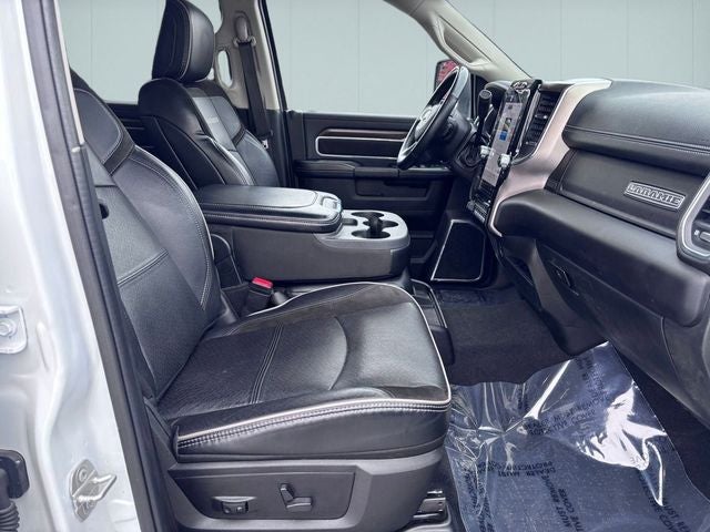 2023 RAM 3500 Laramie Crew Cab 4x4 6'4' Box