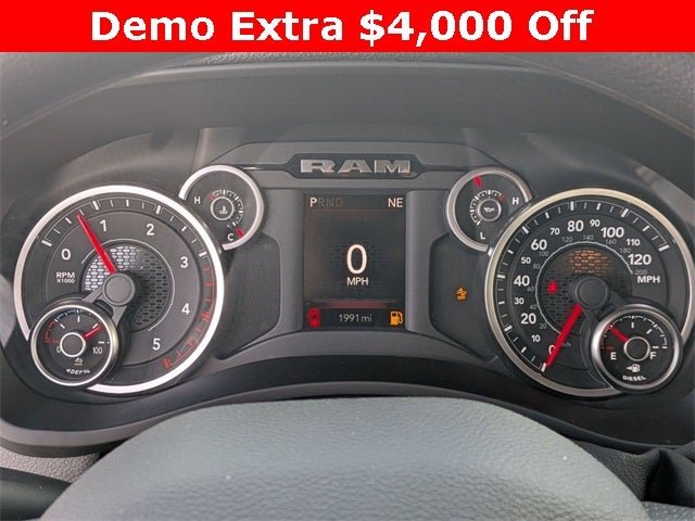 2026 RAM Ram 3500 RAM 3500 TRADESMAN CREW CAB 4X4 8' BOX