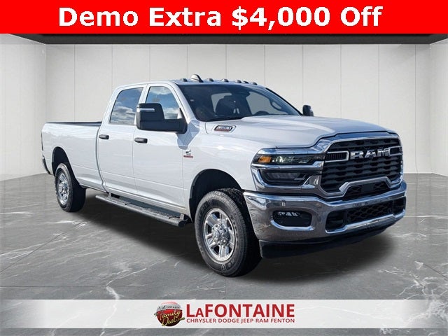 2026 RAM Ram 3500 RAM 3500 TRADESMAN CREW CAB 4X4 8' BOX