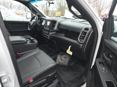 2024 RAM 3500 Tradesman Crew Cab 4x4 8' Box