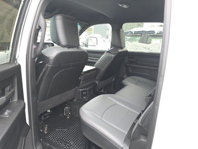 2024 RAM 3500 Tradesman Crew Cab 4x4 8' Box