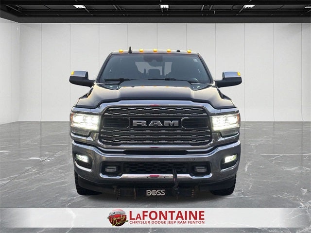 2021 RAM 3500 Limited Mega Cab 4x4 6'4' Box