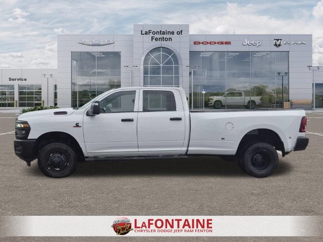 2027 RAM Ram 3500 RAM 3500 TRADESMAN CREW CAB 4X4 8' BOX