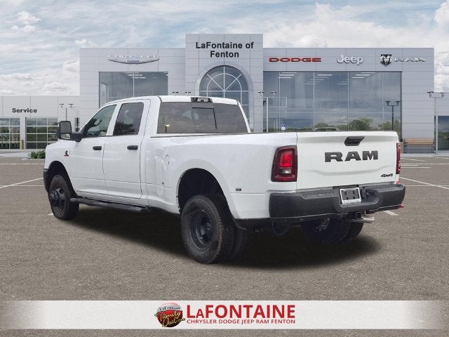 2027 RAM Ram 3500 RAM 3500 TRADESMAN CREW CAB 4X4 8' BOX