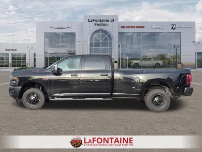 2027 RAM Ram 3500 RAM 3500 TRADESMAN CREW CAB 4X4 8' BOX
