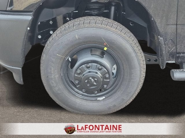 2027 RAM Ram 3500 RAM 3500 TRADESMAN CREW CAB 4X4 8' BOX