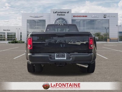 2027 RAM Ram 3500 RAM 3500 TRADESMAN CREW CAB 4X4 8' BOX