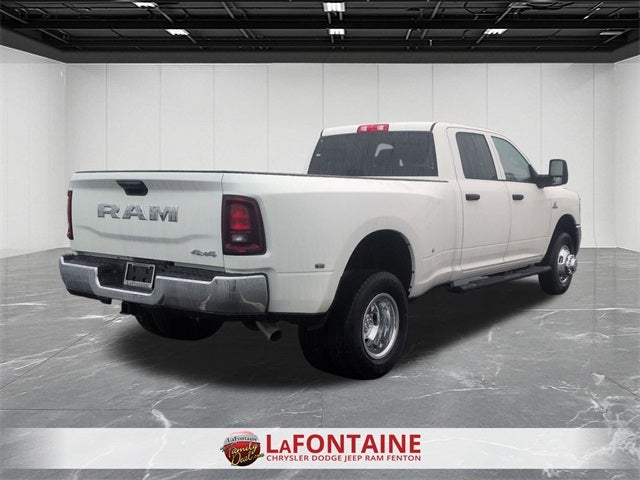 2026 RAM Ram 3500 RAM 3500 TRADESMAN CREW CAB 4X4 8' BOX