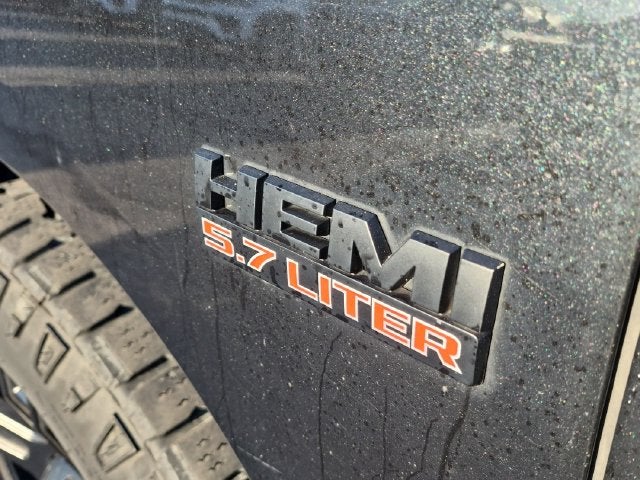 2018 RAM 1500 Big Horn Crew Cab 4x4 5'7' Box