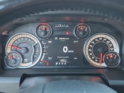 2018 RAM 1500 Big Horn Crew Cab 4x4 5'7' Box