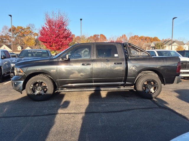 2018 RAM 1500 Big Horn Crew Cab 4x4 5'7' Box