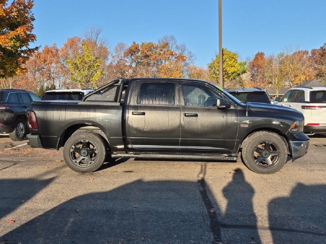 2018 RAM 1500 Big Horn Crew Cab 4x4 5'7' Box