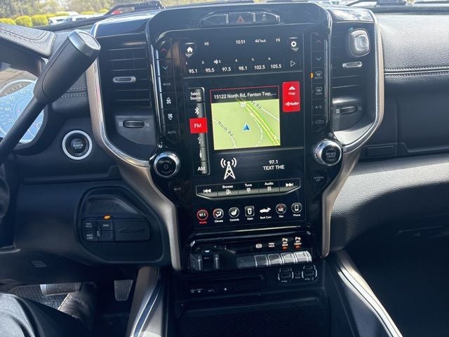 2019 RAM 2500 Laramie Crew Cab 4x4 6'4' Box