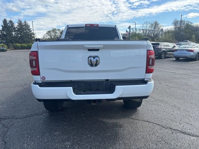 2019 RAM 2500 Laramie Crew Cab 4x4 6'4' Box