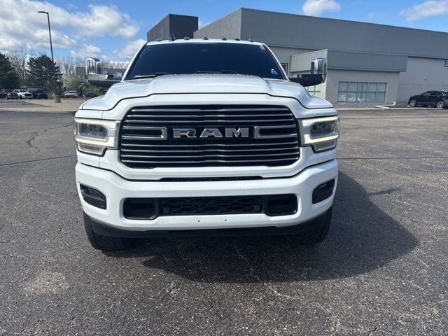 2019 RAM 2500 Laramie Crew Cab 4x4 6'4' Box