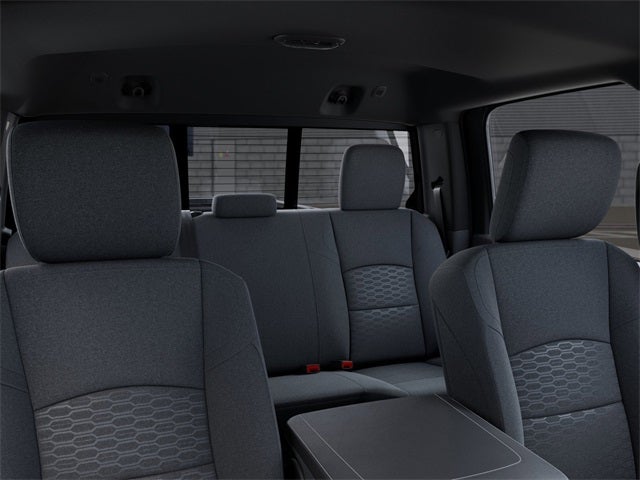 2026 RAM Ram 2500 RAM 2500 BLACK EXPRESS CREW CAB 4X4 8' BOX