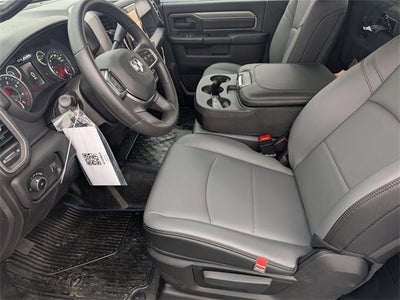 2026 RAM Ram 5500 Chassis Cab RAM 5500 TRADESMAN CHASSIS REGULAR CAB 4X4 84' CA