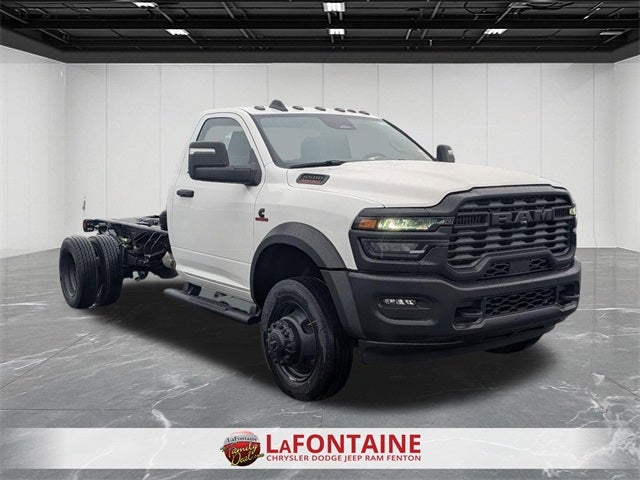 2026 RAM Ram 5500 Chassis Cab RAM 5500 TRADESMAN CHASSIS REGULAR CAB 4X4 84' CA