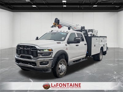 2026 RAM Ram 5500 Chassis Cab RAM 5500 TRADESMAN CHASSIS CREW CAB 4X4 84' CA