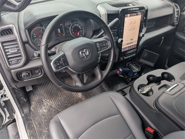 2026 RAM Ram 5500 Chassis Cab RAM 5500 TRADESMAN CHASSIS CREW CAB 4X4 84' CA