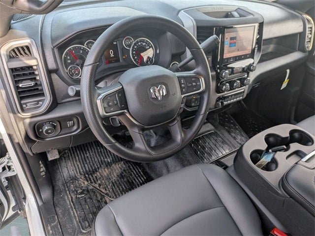 2026 RAM Ram 5500 Chassis Cab RAM 5500 TRADESMAN CHASSIS CREW CAB 4X4 84' CA