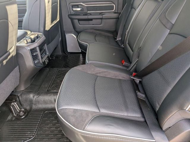 2026 RAM Ram 5500 Chassis Cab RAM 5500 BIG HORN CHASSIS CREW CAB 4X4 84' CA