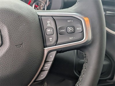 2026 RAM Ram 5500 Chassis Cab RAM 5500 BIG HORN CHASSIS CREW CAB 4X4 84' CA