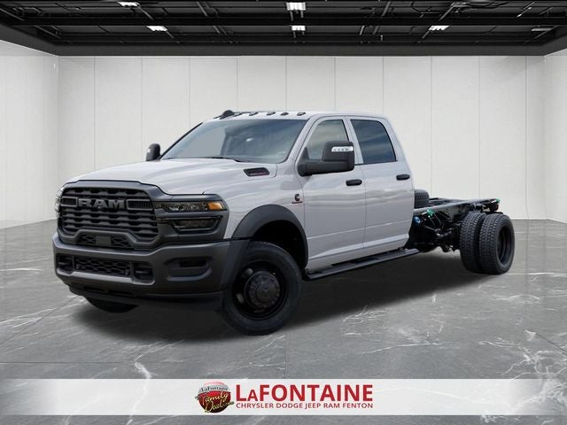 2026 RAM 5500 Big Horn 4X4 Crew Cab DRW 197" WB's photo