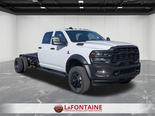 2026 RAM Ram 5500 Chassis Cab RAM 5500 TRADESMAN CHASSIS CREW CAB 4X4 84' CA