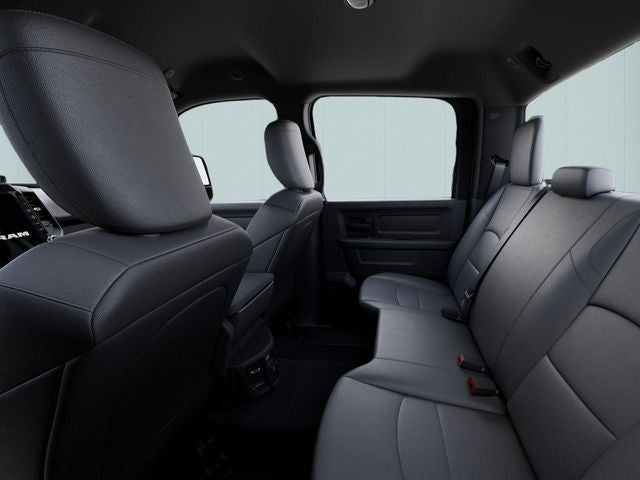 2026 RAM Ram 5500 Chassis Cab RAM 5500 TRADESMAN CHASSIS CREW CAB 4X4 84' CA