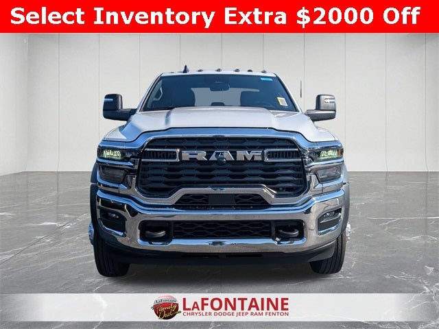 2026 RAM Ram 5500 Chassis Cab RAM 5500 TRADESMAN CHASSIS CREW CAB 4X4 84' CA