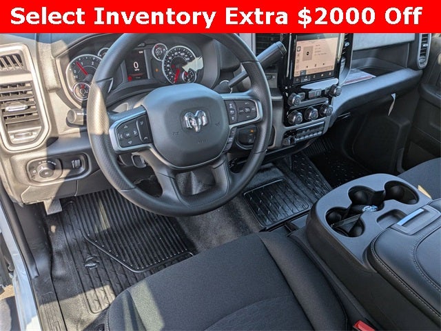 2026 RAM Ram 5500 Chassis Cab RAM 5500 TRADESMAN CHASSIS CREW CAB 4X4 84' CA