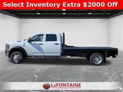 2026 RAM Ram 5500 Chassis Cab RAM 5500 TRADESMAN CHASSIS CREW CAB 4X4 84' CA