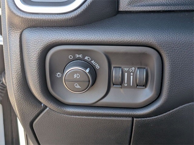 2026 RAM Ram 5500 Chassis Cab RAM 5500 BIG HORN CHASSIS CREW CAB 4X4 84' CA