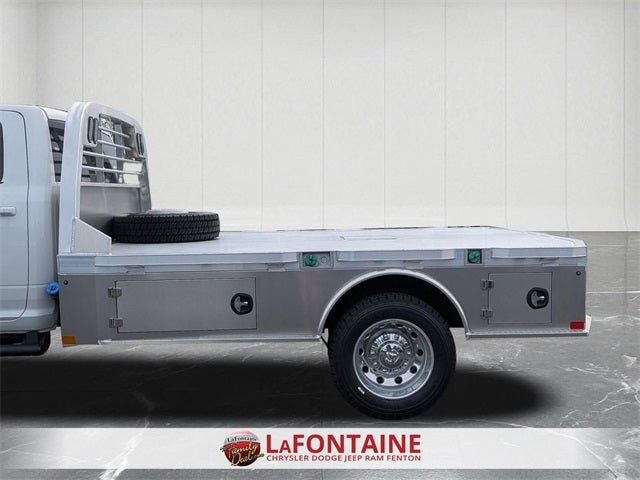 2026 RAM Ram 5500 Chassis Cab RAM 5500 BIG HORN CHASSIS CREW CAB 4X4 84' CA