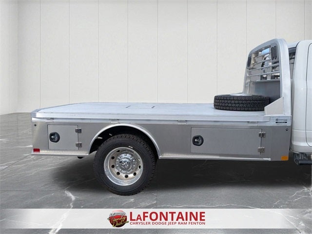 2026 RAM Ram 5500 Chassis Cab RAM 5500 BIG HORN CHASSIS CREW CAB 4X4 84' CA