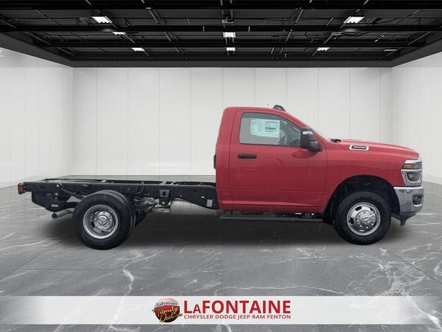 2026 RAM Ram 3500 Chassis Cab RAM 3500 TRADESMAN CHASSIS REGULAR CAB 4X4 60' CA