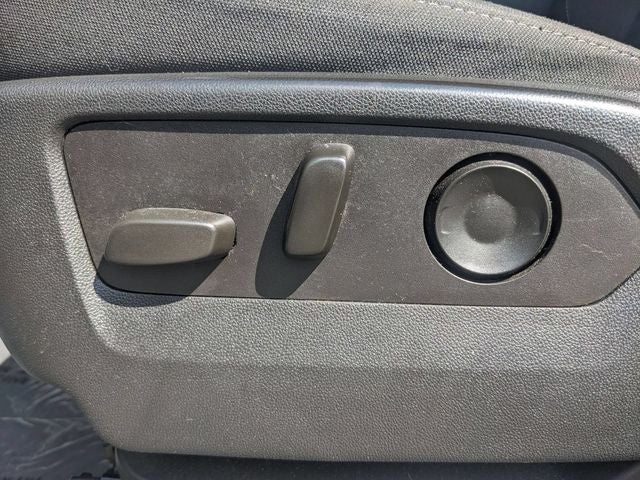 2022 Chevrolet Silverado 1500 4WD Crew Cab Short Bed RST