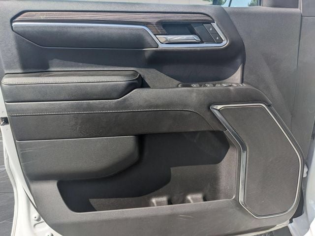 2022 Chevrolet Silverado 1500 4WD Crew Cab Short Bed RST