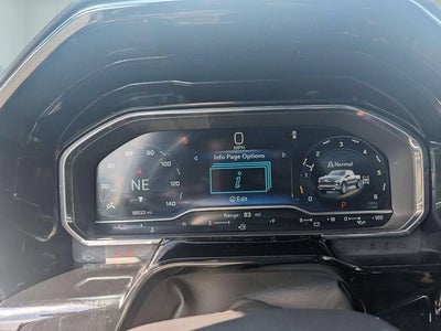 2022 Chevrolet Silverado 1500 4WD Crew Cab Short Bed RST